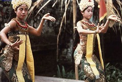 indonesia bali legong dancers