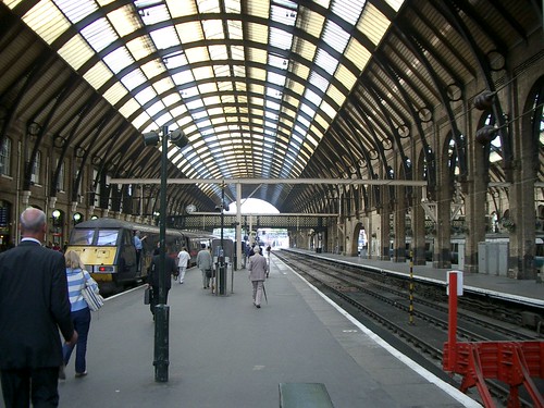 Kingscross Station. Come on,  Harry!