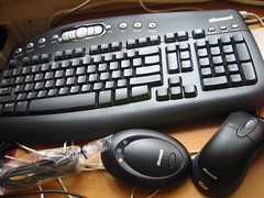 my new microsoft wireless mouse and keyboard set!