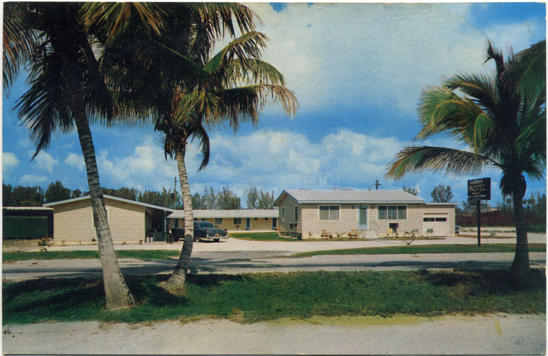 Postcard: The Illinois Motel, Everglades, Florida