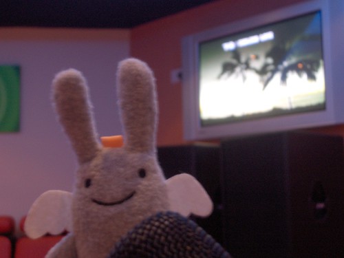 Angel Bunny does karaoke