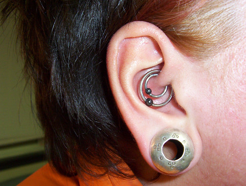 concentric daith piercings 