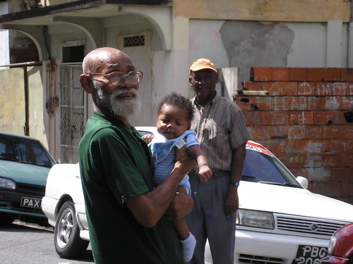 Daddy, Dayo and Uncle Boysie November 2006