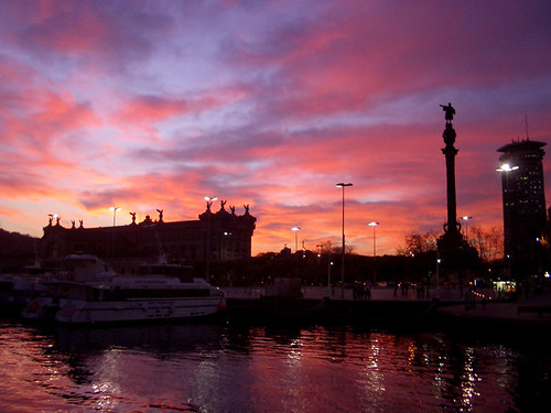Port Vell sunset (Photo by cgines)