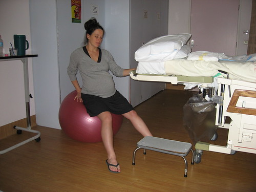 42 Weeks Pregnant - Symptoms, Baby Development, Tips 