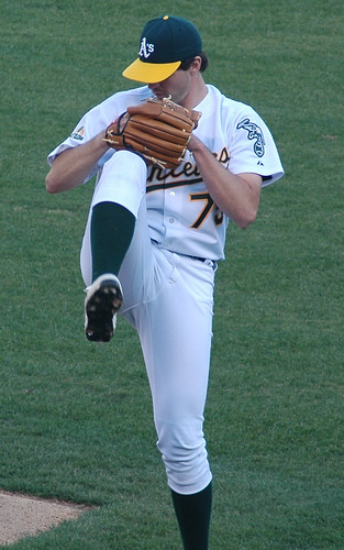 Barry Zito warming up before the game