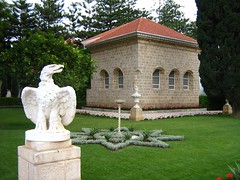 shrine of baha'u'llah