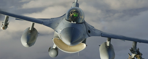 Fighter airplane picture - F-16 Fighting Falcon
