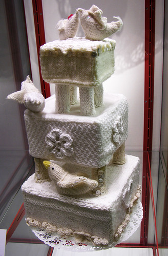 This is amazing wedding cake every single part was knitted