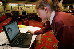 Student learning to use forensic identikit software by osmr
