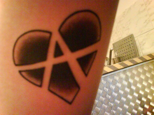 Love+heart+tattoos+designs