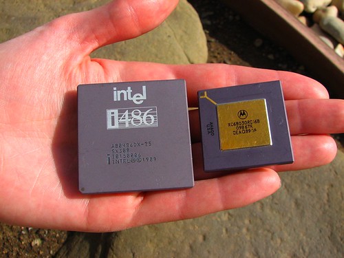 World’s fastest CPU: Clocked an amazing 128 gigaFLOPS!