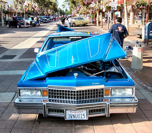 Cadillac Lowrider Blue