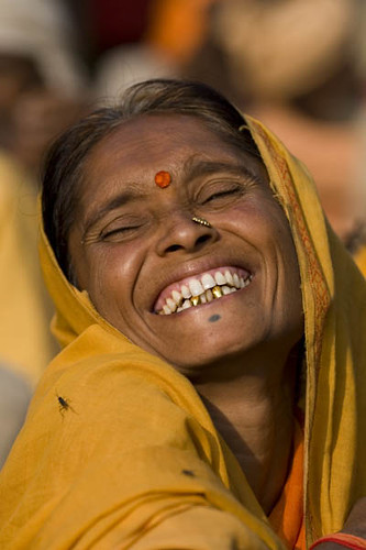 Raminder Survived an Assasination with this Lady Sadhu's Laughter