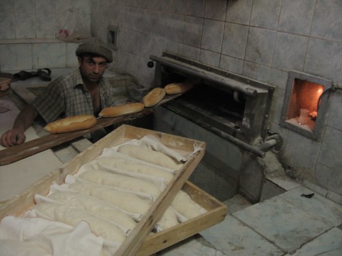 A baker's dozen thanks (Refahiye, Turkey) / トルコのパン工場(トルコ、レファヒエ町)