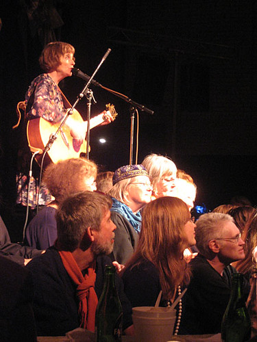 Maria Lindström and the choir at Södra Fot's New Year Cabaret