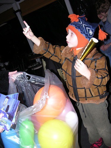 Child w balloons & invitations