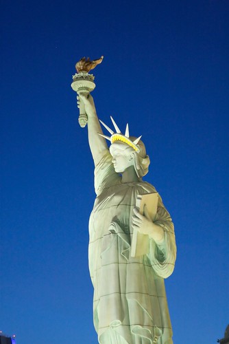 statue of liberty las vegas new york. las vegas statue of liberty