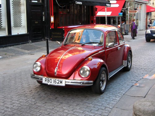 volkswagen beetle convertible red. Red Volkswagen Beetle