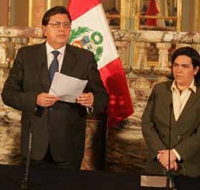 Presidente García y Ministra Zavala