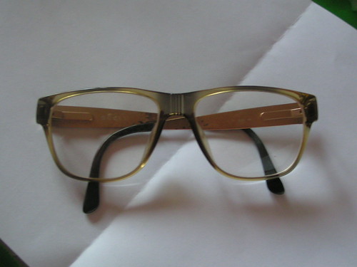 Glasögon från Christian Dior.