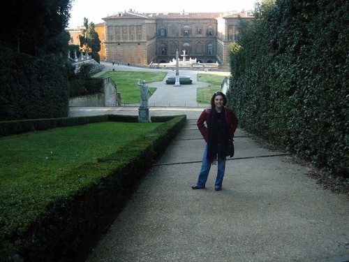 Girlie on a steep path behind the Palazzo Pitti