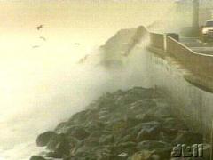 News Video - Storm Winds - Bay Area 12/27/2006