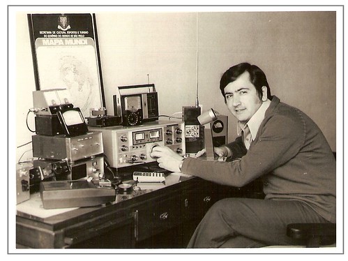 My amateur and citizen band radio station - Year 1975!