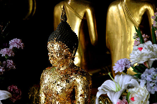 Statue of the Buddha in Wot Po Bangkok