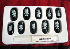 Faux pirate nails