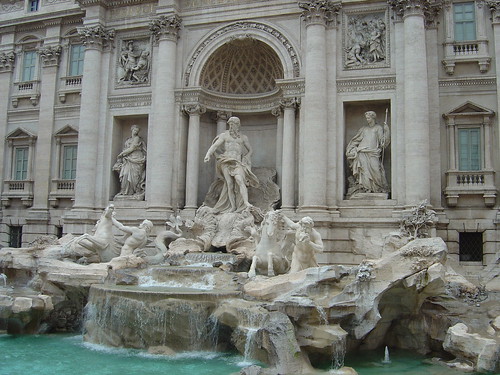 Trevi fountain, Rome.JPG