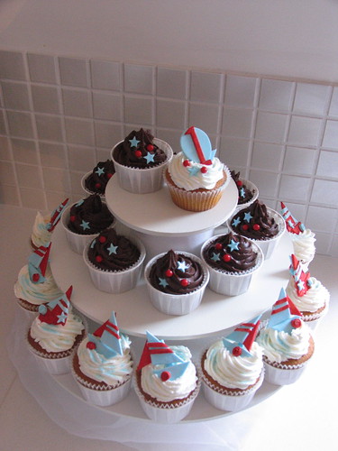 Nautical Themed Cakes. Nautical themed cupcakes.