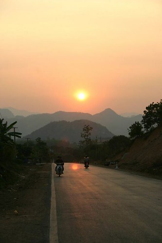 Beautiful evening drive close to Son La, NW Vietnam