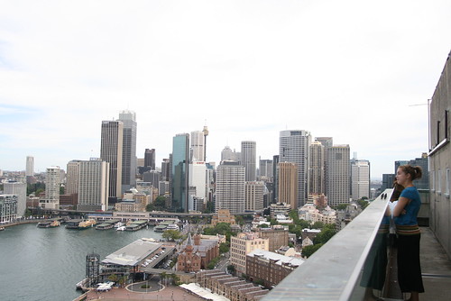 see Sydney harbour from pylon lookout