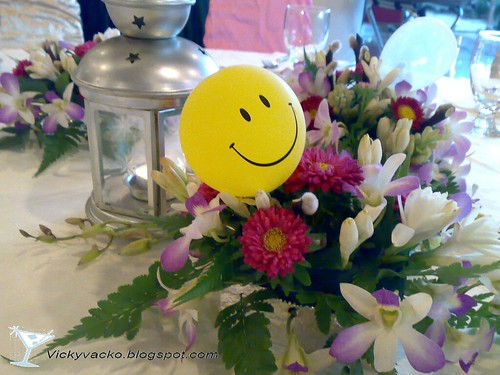 smiley flower deco
