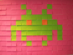 Post-it Invaders ( close up )