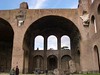 羅馬廢墟區的一個大型建築
