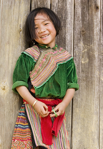 フリー画像|人物写真|子供ポートレイト|外国の子供|少女/女の子|笑顔/スマイル|ベトナム人|フリー素材|