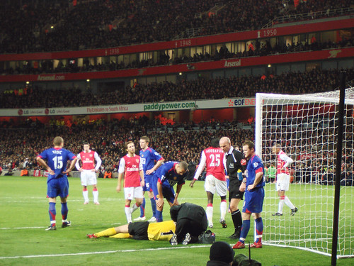 Arsenal Vs Man United Van Der Sar down | Flickr - Photo Sharing!
