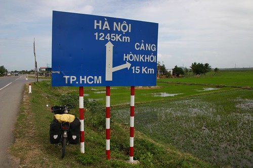 Still a long way to go. Hanoi 1245 km...Most of it in pure headwind!