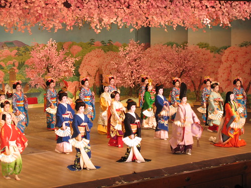 Cherry dance in Kyoto, Japan 都をどり、京都、日本　6