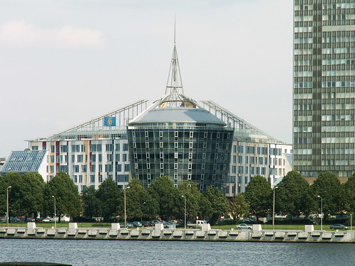 Rīga - contemporary architecture - Centra Nams