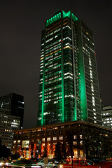 Marunouchi Building emerald crown