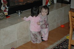 Ree hugs her sister (Ree gives THE BEST hugs)