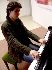 HECTOR SANCHEZ, PIANO