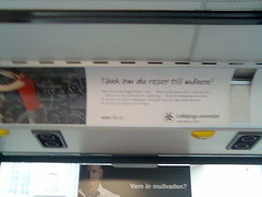 Annons på insidan av buss: 'Tänk om du reser till månen'
