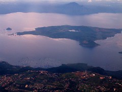 Tagaytay, Taal Lake and Volcano Island