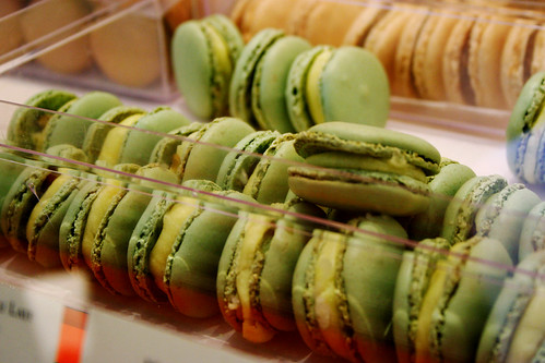 olive oil macarons