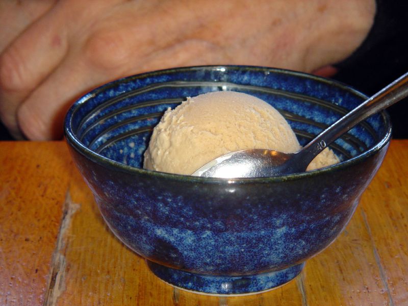 Ginger Ice Cream