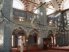 Di Dalam Rustam Pasha Mosque, Istanbul, Turkey